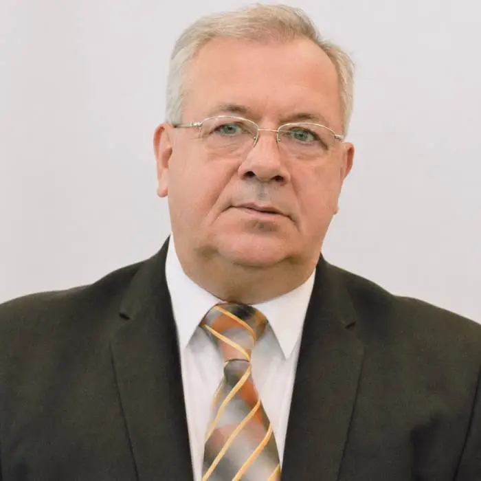 marian straszewski.jpg